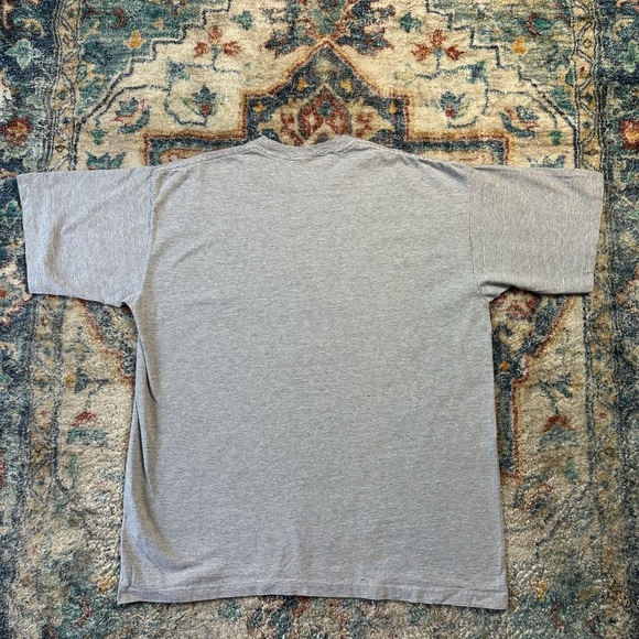 Vintage 80s Rooster Donโt Know Where To Point My Pecker T-shirt - Picture 2 of 4